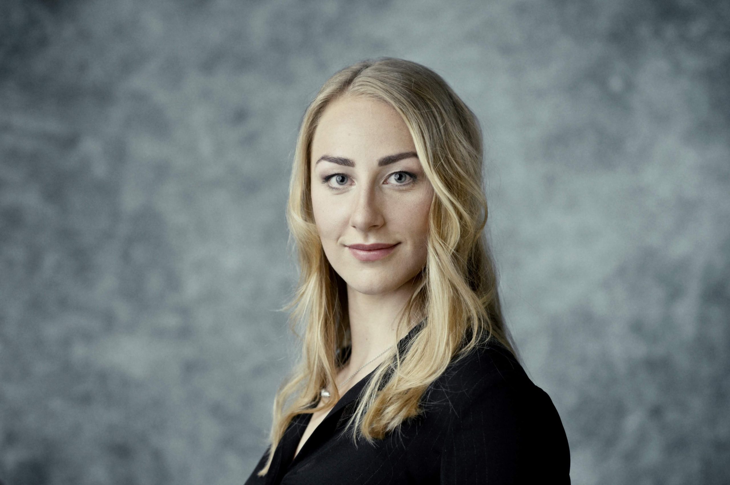 Carmen Veerman - Candidate Civil-law Notary | Associate