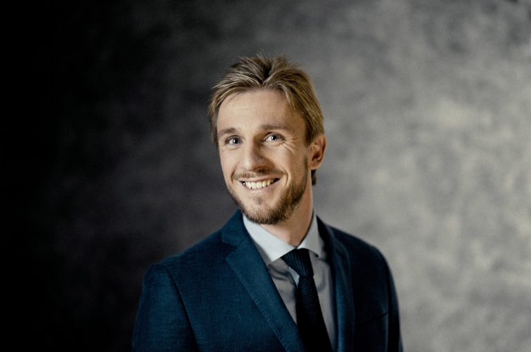 Dolf de Jong appointed as a civil-law notary