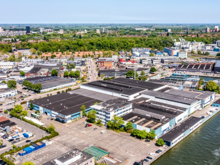 AM en Amvest kopen voormalig Draka-terrein in Amsterdam